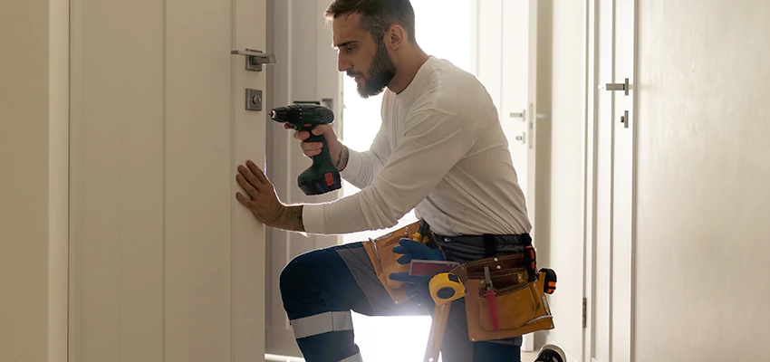 Mailbox Lock Installation Expert in Garden Grove, California