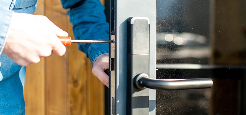 Aluminium Door Lock Replacement in Garden Grove, California